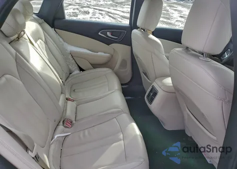 2015 Chrysler 200 C z USA, uszkodzony, nr VIN 1C3CCCCB7FN592516